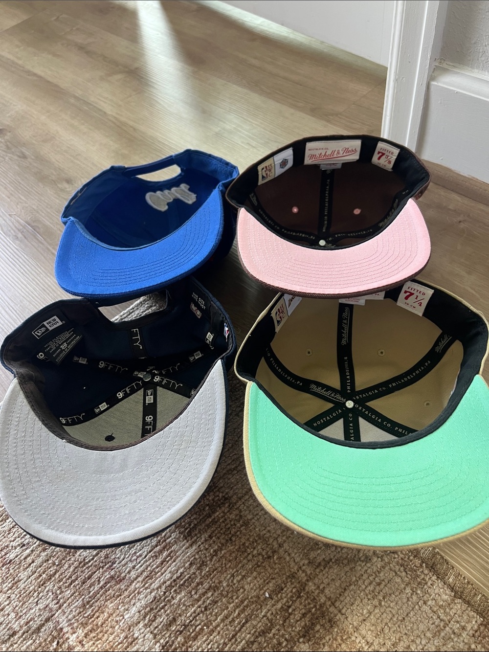 Fitted hats set of 4, like new, vary in sizes and can be sold separately - Picture 5 of 5